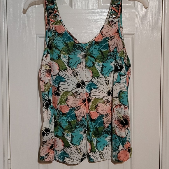 H&M Tank Top - Picture 4 of 6